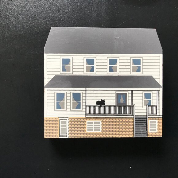 FALINES THE CAT'S MEOW OHIO AMISH SERIES- JONAS TROYER HOME & ELI'S HARNESS SHOP - Picture 4 of 5